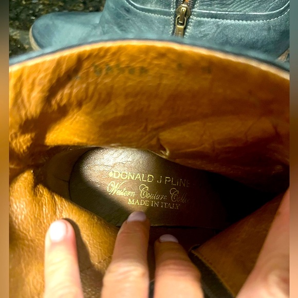 Donald J Pliner ankle booties size 6,  leather - Picture 10 of 11